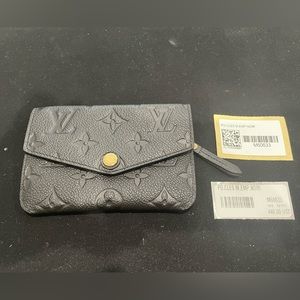 Never Used Louis Vuitton Key Pouch Empreinte Noir